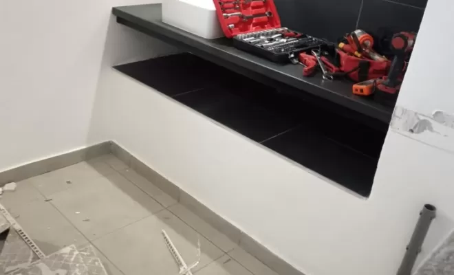 Rénovation d'une salle de bain avec toilette à Saint-Pierre, Le Tampon, GB Rénovation Toiture 974