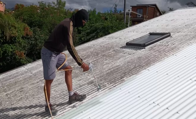 Nettoyage de toiture avec rafraîchissement peinture au Tampon, Le Tampon, GB Rénovation Toiture 974