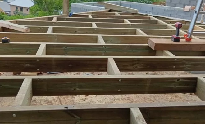 Une terrasse charpente en bois et en caillebotis, et la réalisation d'une toiture au Tampon, Le Tampon, GB Rénovation Toiture 974